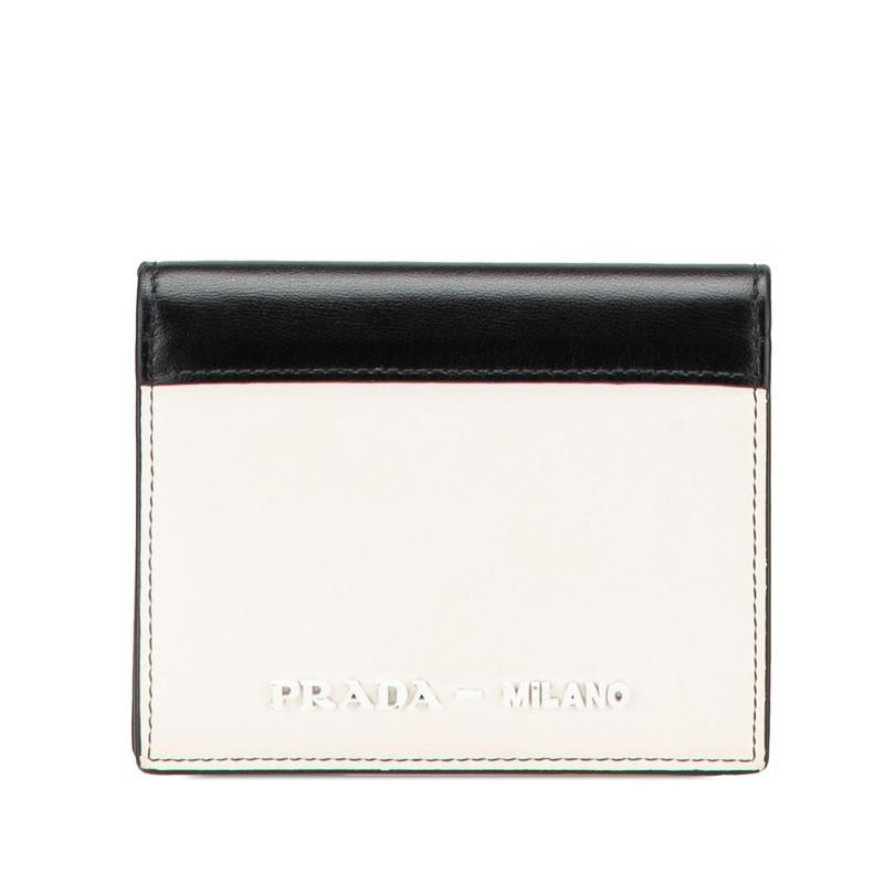 プラダ 二つ折り財布 ホワイト ブラック レザー レディース PRADA 【中古】 PRADA（プラダ） 二つ折り財布 ホワイト ブラック レザー レディース