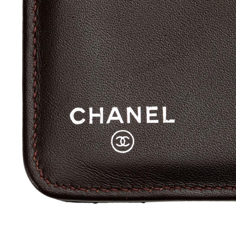 CHANEL（シャネル） マトラッセ ココマーク シルバー金具 二つ折り財布