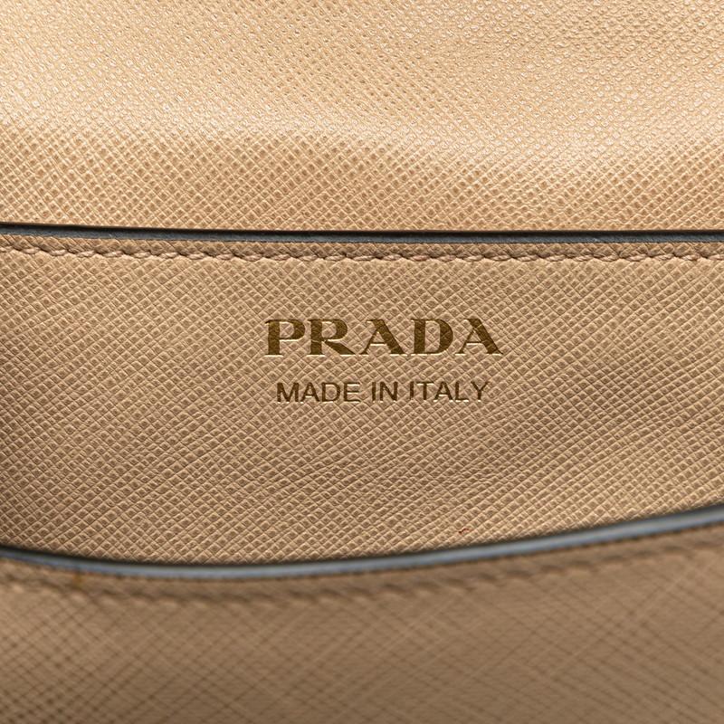 美品✨PRADA 大きめロゴ　バイカラー　サフィアーノ　ベージュ　付属品完備 楽天市場】プラダ(PRADA)サフィアーノ メタルカラー：チプリア