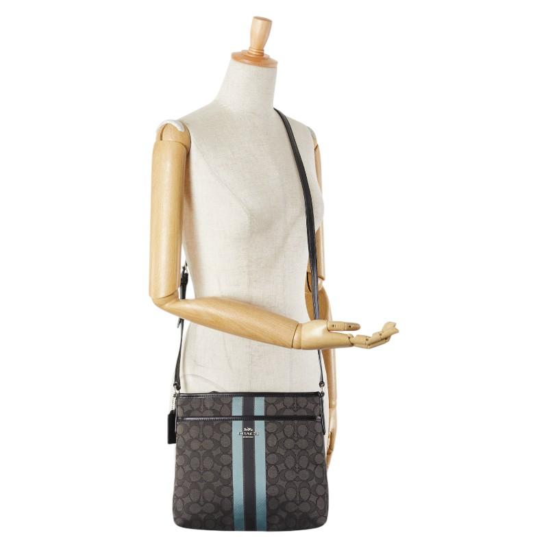 COACH（コーチ） シグネチャー ショルダーバッグ F39041 グレー