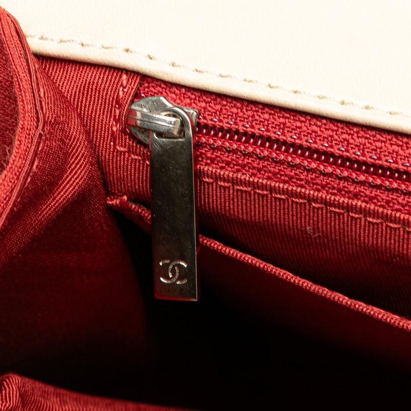 CHANEL シャネル シェブロン ライオン チェーン ショルダー