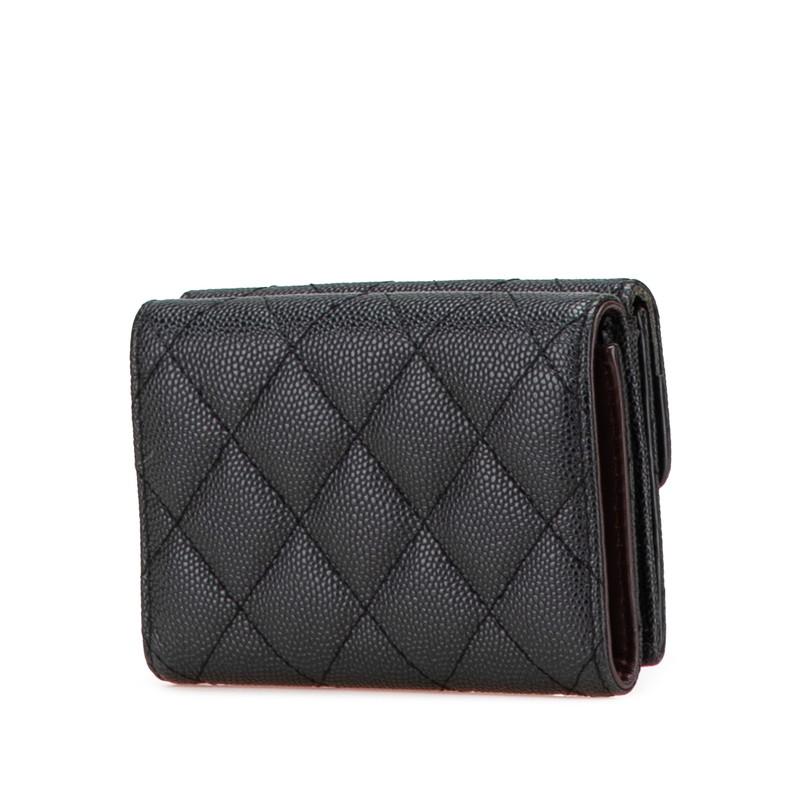 CHANEL（シャネル） ココマーク マトラッセ 三つ折り財布 ブラック 