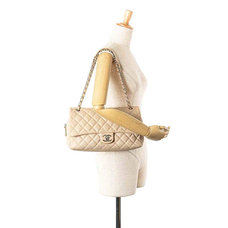 本物 シャネル CHANEL ココマーク マトラッセ チェーン ショルダーバッグ ポシェット ラムスキン レザー ベージュ Matelasse バッグ 中古 CHANEL（シャネル） マトラッセ ココマーク ディズヌフ チェーン