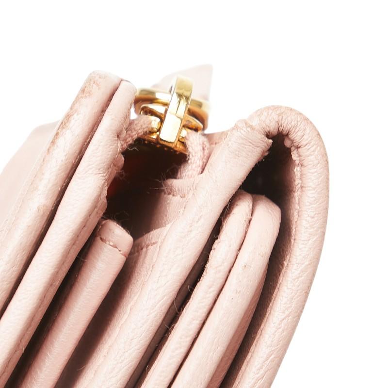 miu miu（ミュウミュウ） マテラッセ 二つ折り財布 5ML225 ピンク