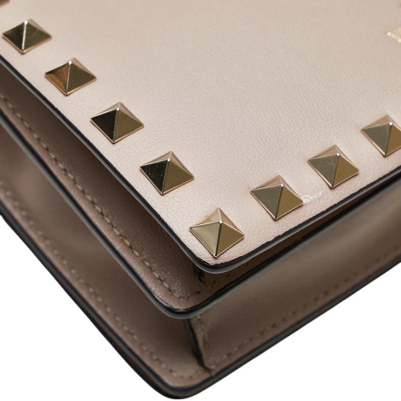 VALENTINO ロックスタッズ チェーンウォレット ショルダーバック ヴァレンティノ ロックスタッズ チェーンウォレット ショルダー