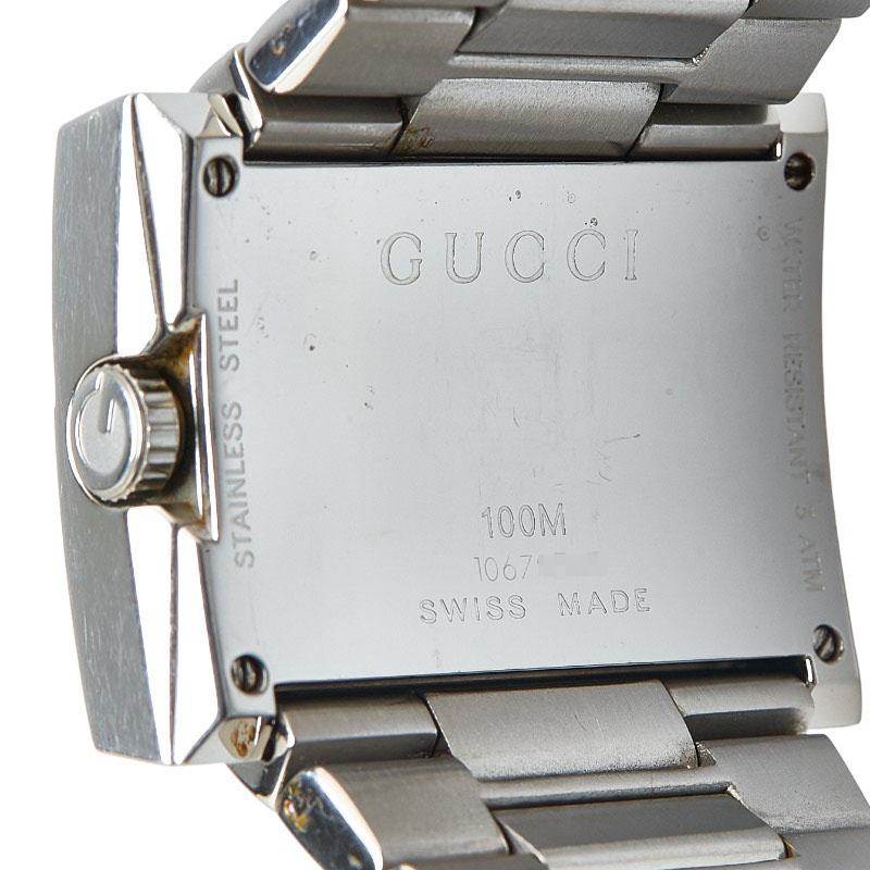 GUCCI（グッチ） 腕時計 100M クオーツ ブラック文字盤 ステンレス