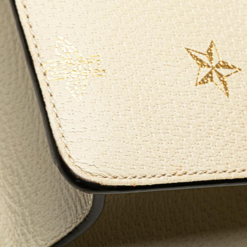 グッチ シルヴィ ビー&スター 斜め掛け ショルダーバッグ 524205 ホワイト アイボリー ゴールド レザー レディース GUCCI 【中古】 グッチ シルヴィ ビー&スター 斜め掛け ショルダーバッグ 524205