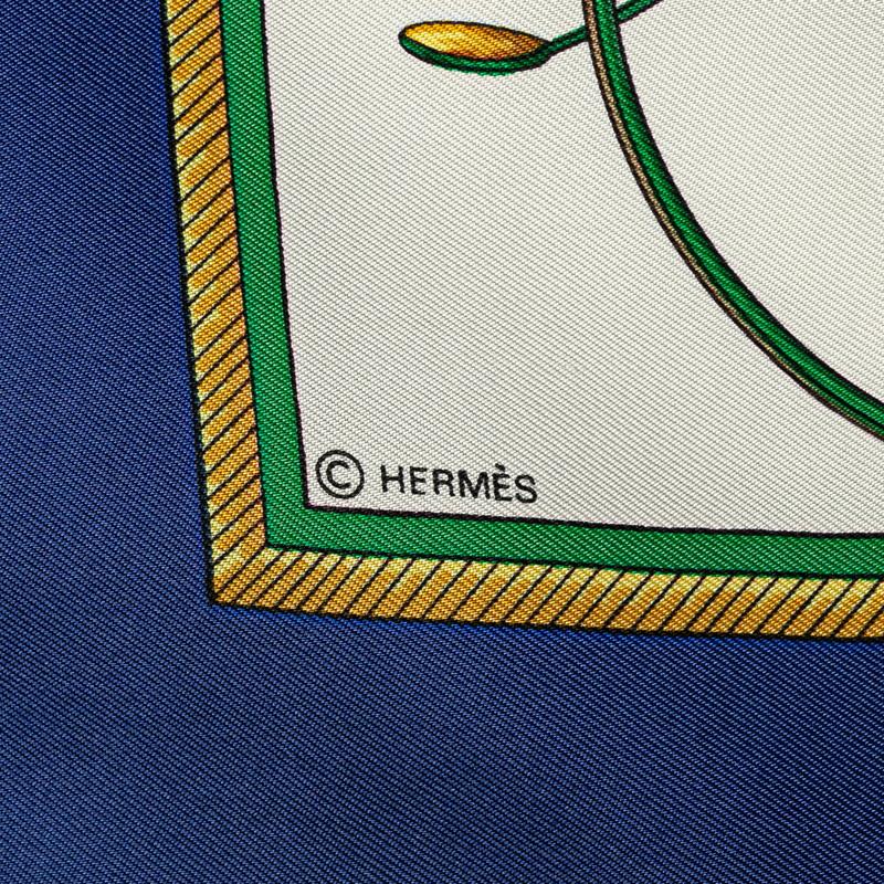 HERMES エルメス カレ90 LES VOITURES A TRANSFORMATION 折り畳み式幌  
