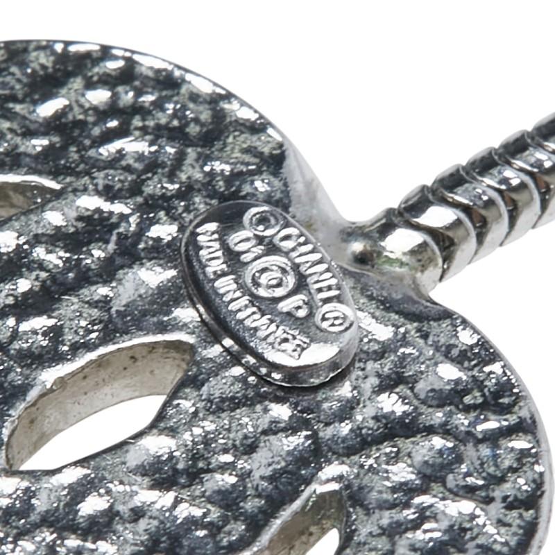 CHANEL シルバー ロゴピアス　スイング CHANEL シャネル ココマーク ストーン スイング ピアス シルバー