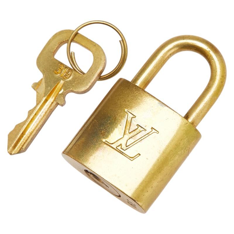 LOUIS VUITTON（ルイ・ヴィトン） ルイ ヴィトン カデナ 南京錠 キー