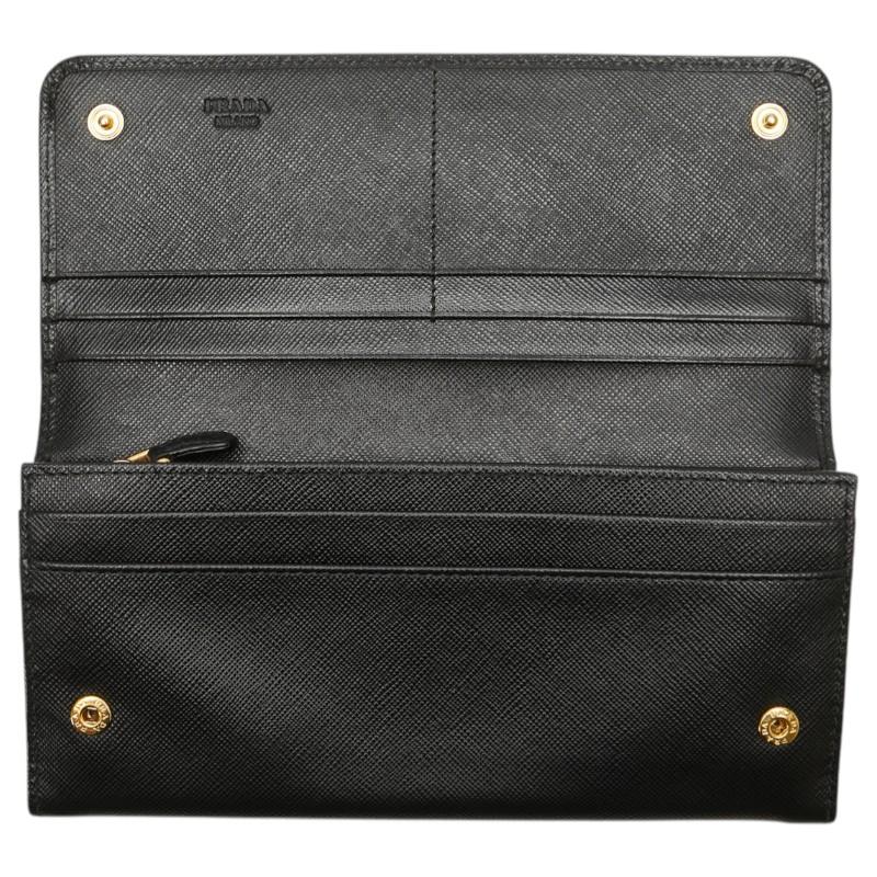 PRADA（プラダ） 三角ロゴプレート 長財布 ブラック レザー レディース