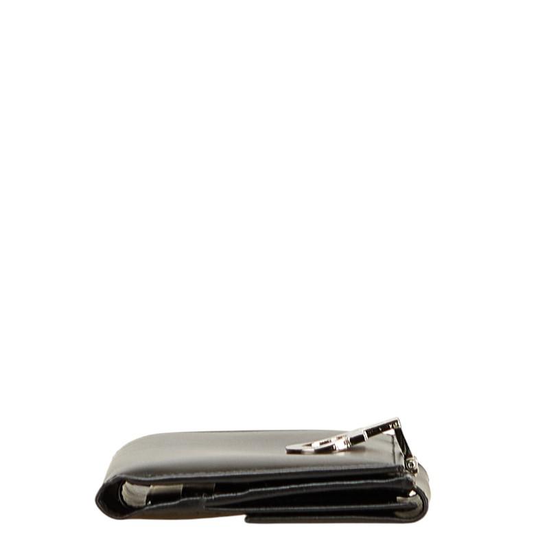 サルヴァトーレフェラガモ ガンチーニ 二つ折り財布 ブラック レザー