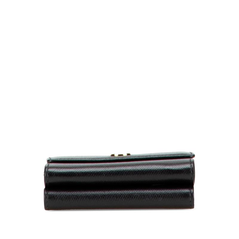 CHANELココボタン 三つ折り財布 ブラックレディース CHANEL（シャネル） ココボタン 三つ折り財布 ブラック レザー