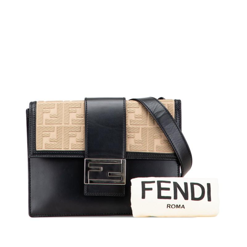 フェンディ フラット バゲット ミディアム ショルダーバッグ 7VA524 ブラック ベージュ レザー キャンバス レディース FENDI 【中古】 FENDI（フェンディ） フラット バゲット ミディアム ショルダーバッグ