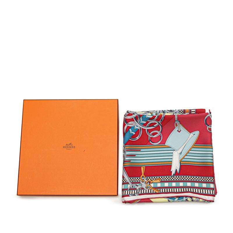 HERMES（エルメス） カレ90 BRIDES ET GRIS GRIS 馬勒とチャーム 