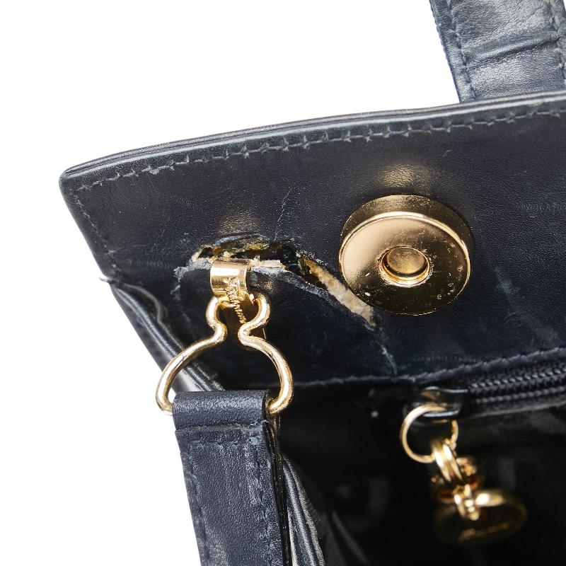 サルヴァトーレフェラガモ ヴァラリボン ハンドバッグ レザー ブラック