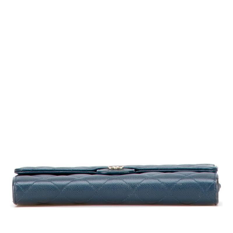 シャネル マトラッセ ココマーク 長財布 ブルー キャビアスキン レディース CHANEL 【中古】 CHANEL（シャネル） マトラッセ ココマーク 長財布 ブルー キャビア