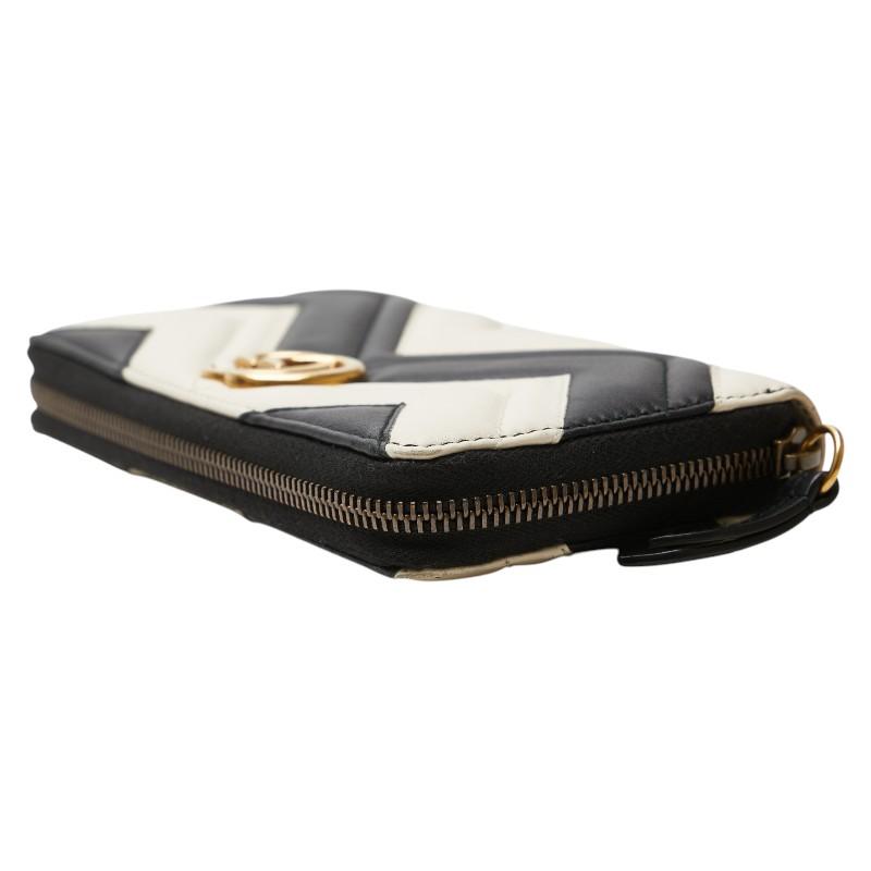 GUCCI（グッチ） GGマーモント ハート キルティング ラウンド