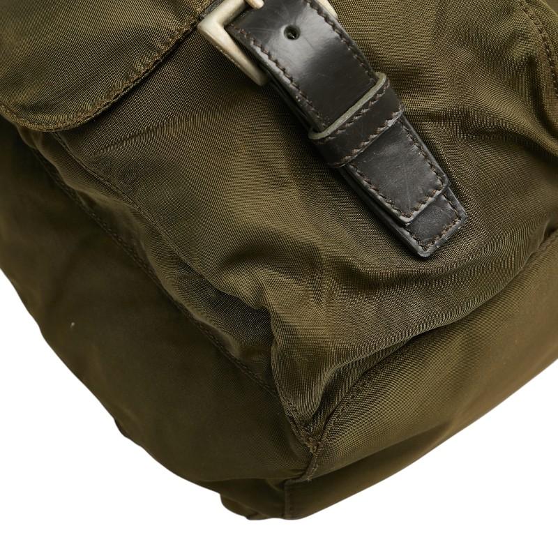 m56【美品】プラダ　三角ロゴ　ナイロン　レザー　　巾着　カーキ　リュック m56【美品】プラダ 三角ロゴ ナイロン レザー 巾着 カーキ