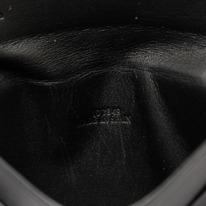 ロエベ   アナグラム ヒール バッグ / ポーチ   A661V01X10　レザー　グレージュ系  【中古】 商品番号 S-154956 ロエベ アナグラム ヒール バッグ / ポーチ A661V01X10 レザー