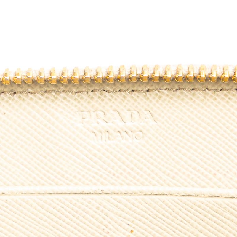 PRADA プラダ ロゴ 長財布 ベージュ サフィアーノレザー レディース  
