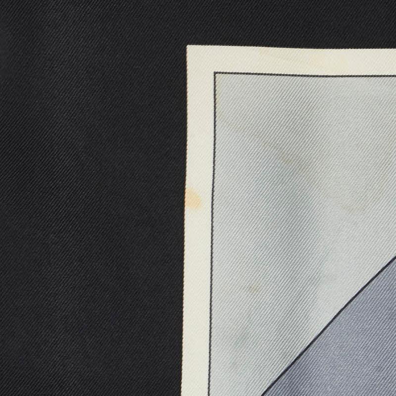 HERMES（エルメス） カレ90 MECANIQUE DU TEMPS 時の仕掛け スカーフ