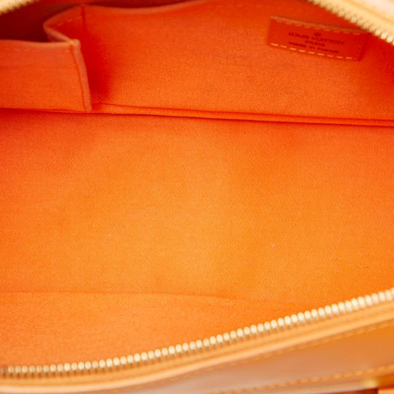 ルイ ヴィトン エピ  ダヌーラMM ハンドバッグ ショルダーバッグ 2WAY M5910H マンダリン オレンジ レザー LOUIS VUITTON 【中古】 LOUIS VUITTON（ルイ・ヴィトン） ルイ ヴィトン エピ ダヌーラMM