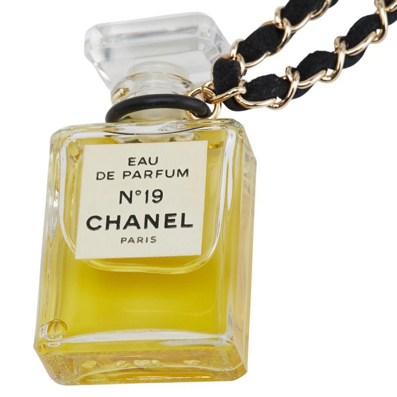 CHANEL（シャネル） No19 香水 オードパルファム ネックレス ゴールド 