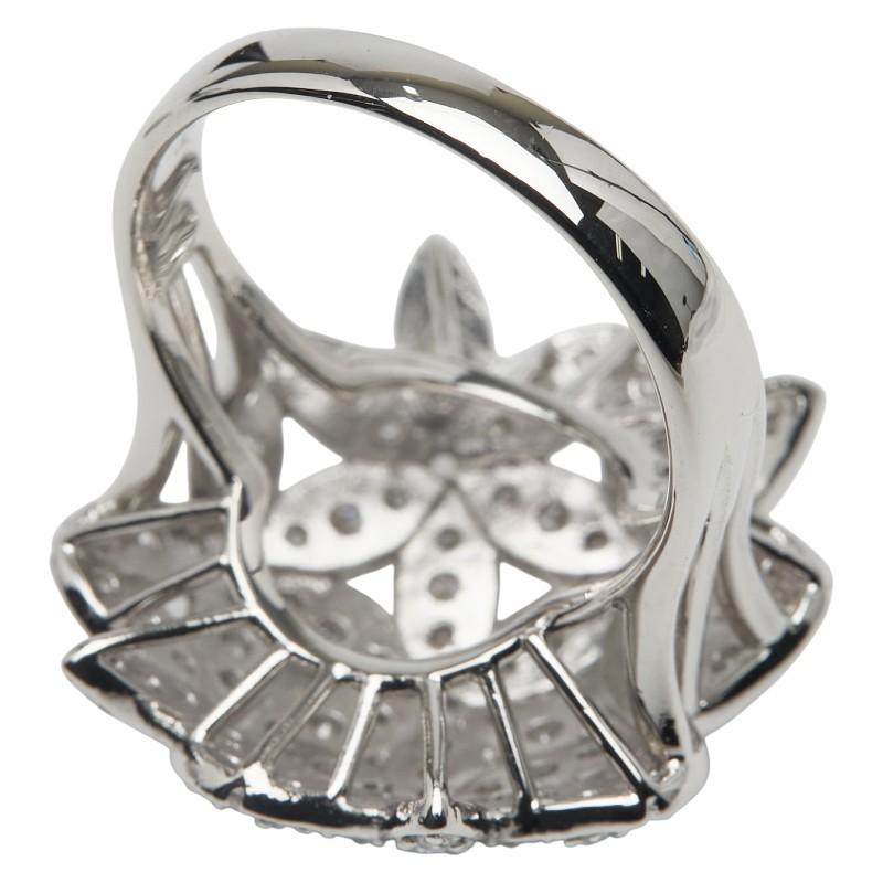 Pt900 プラチナ ダイヤ3.00ct 花 フラワー モチーフ リング 指輪