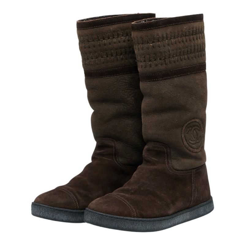 シャネル ココマーク ムートンブーツ サイズ:37 ブラウン ムートン レディース CHANEL 【中古】 CHANEL（シャネル） ココマーク ムートンブーツ サイズ:37 ブラウン