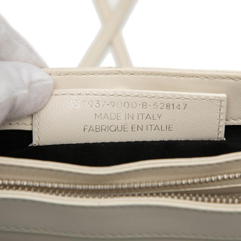 【極美品】BALENCIAGA ショルダーバッグ ポシェット ロゴ 339937 BALENCIAGA（バレンシアガ） ロゴ ネイビーポシェット 斜め掛け