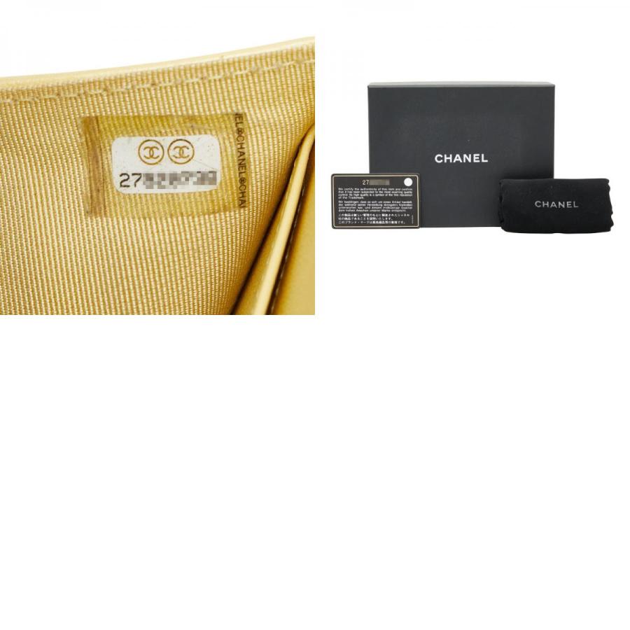 CHANEL（シャネル） ココマーク マトラッセ 三つ折り財布 コンパクト