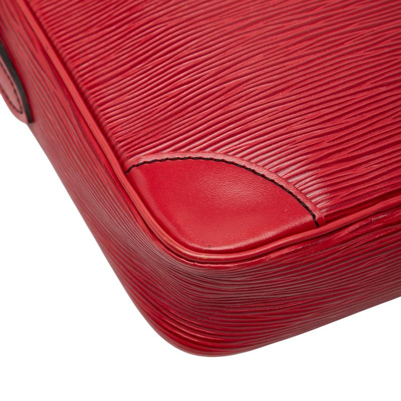 ルイ ヴィトン エピ ダヌーブ ショルダーバッグ M45637 レザー レディース LOUIS VUITTON 【1-0243814】 LOUIS VUITTON（ルイ・ヴィトン） ルイ ヴィトン エピ ダヌーブ