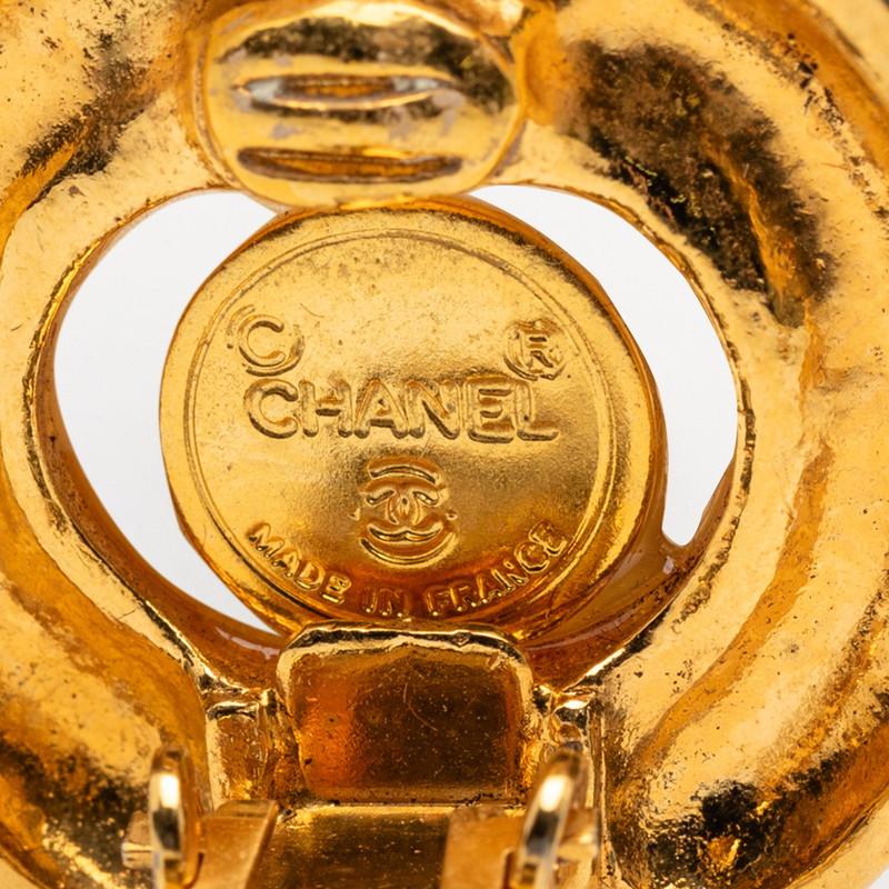 【美品】　シャネル　ゴールド　ピアス　パール CHANEL（シャネル） ピアス ゴールド メッキ フェイクパール ライン