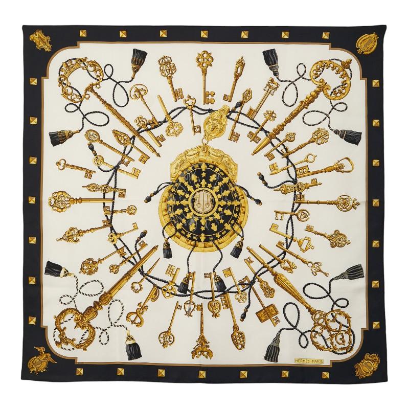 エルメス カレ90 LES CLES 鍵 スカーフ ブラック ゴールド シルク レディース HERMES 【中古】 HERMES（エルメス） カレ90 LES CLES 鍵 スカーフ ブラック ゴールド