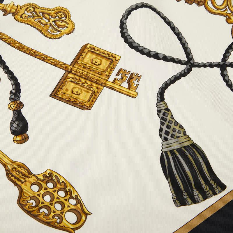 エルメス カレ90 LES CLES 鍵 スカーフ ブラック ゴールド シルク レディース HERMES 【中古】 HERMES（エルメス） カレ90 LES CLES 鍵 スカーフ ブラック ゴールド