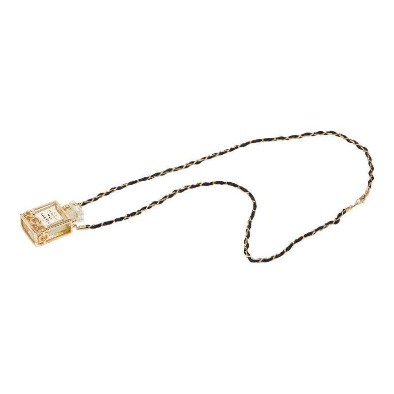 CHANEL（シャネル） No19 香水 ボトル モチーフ ネックレス ゴールド
