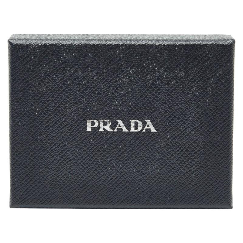 PRADA（プラダ） 三つ折り財布 コンパクトウォレット ブラック レザー