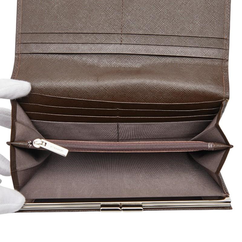 BURBERRY（バーバリー） エンボスチェック 長財布 ブラウン レザー 
