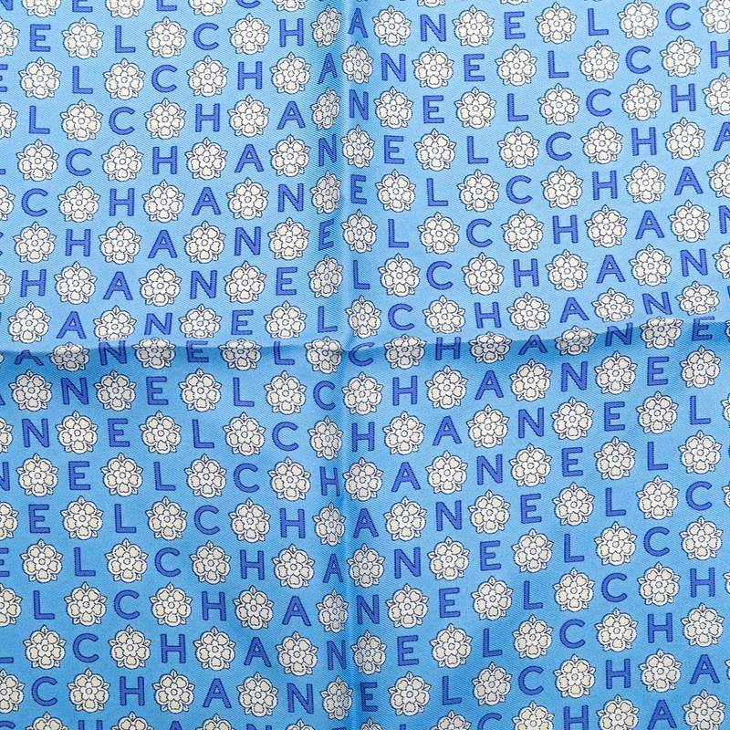CHANEL（シャネル） ロゴ ハンカチ スカーフ ブルー ホワイト シルク