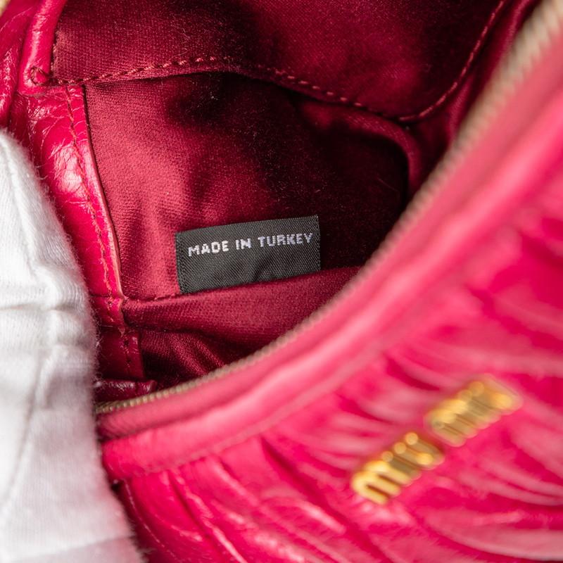 miu miu（ミュウミュウ） マテラッセ ワンショルダーバッグ ピンク