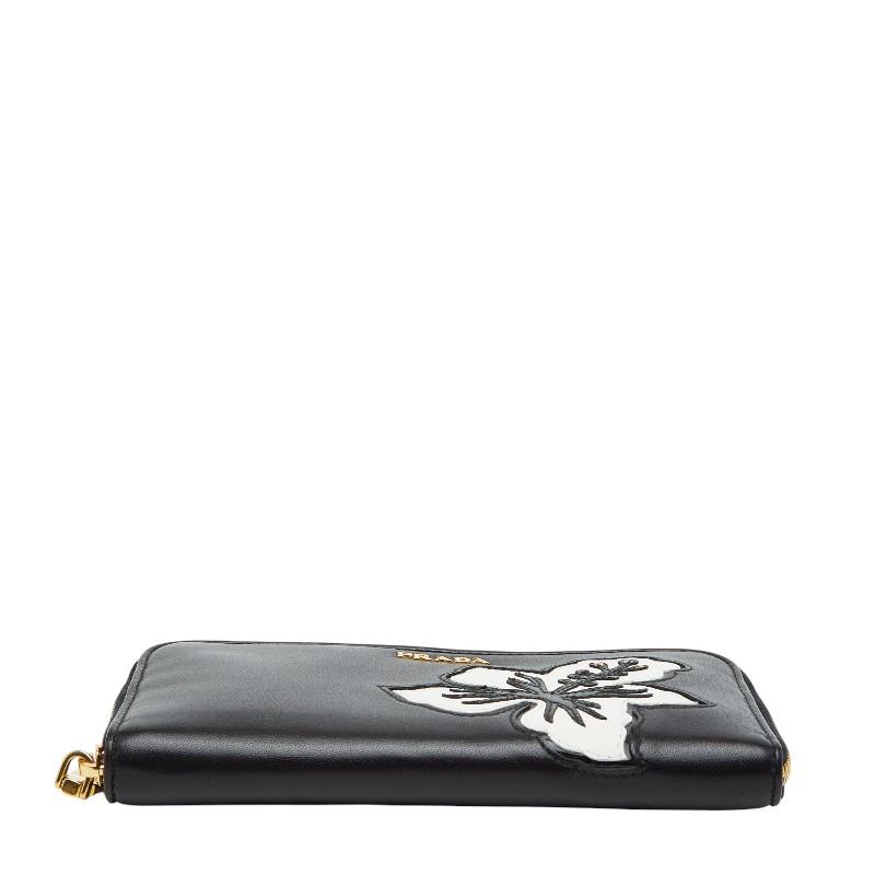 PRADA（プラダ） フラワー フラ ハワイ 長財布 ブラック レザー