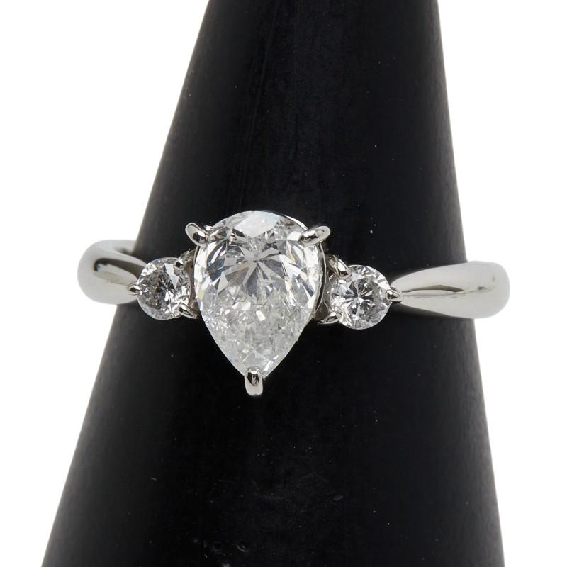 Pt900 プラチナ ダイヤ1.00ct ダイヤ0.17ct ペアーシェイプ リング 