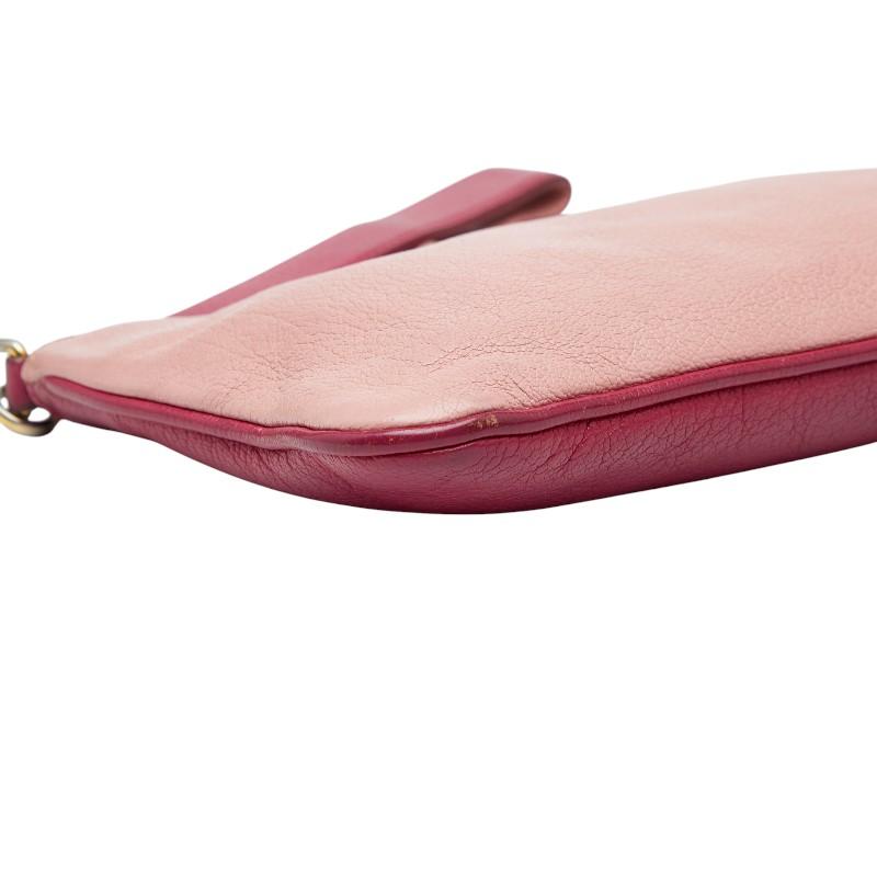miu miu（ミュウミュウ） ロゴ ポーチ ピンク レザー レディース