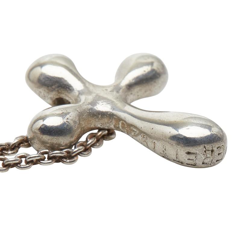 TIFFANY&Co.（ティファニー） スモールクロス ネックレス SV925