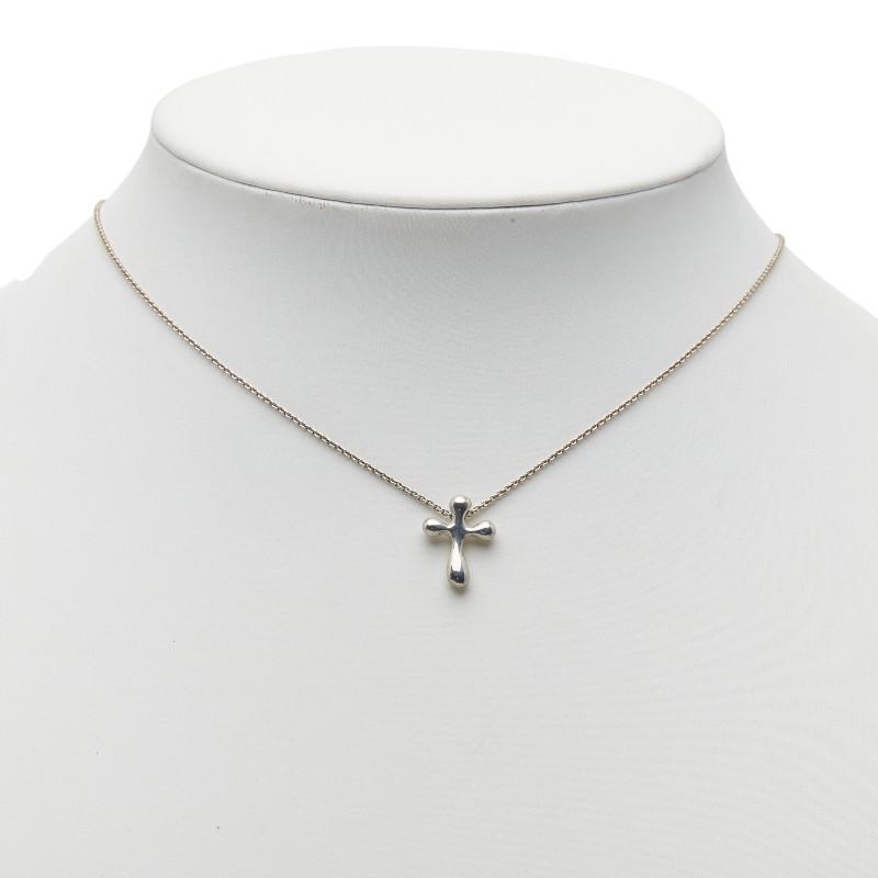 TIFFANY&Co.（ティファニー） スモールクロス ネックレス SV925