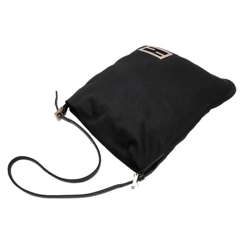 良品◎FENDI フェンディ マンマバケット ジャージー 黒 ブラック FENDI（フェンディ） マンマバケット ロゴ ショルダーバッグ ブラック