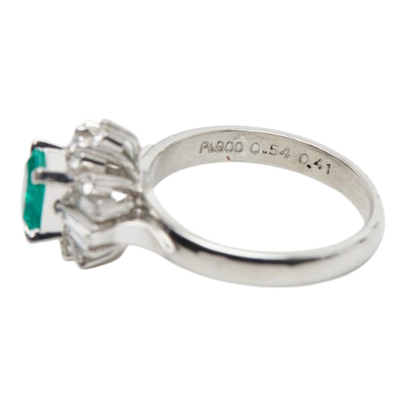 Pt900 プラチナ エメラルド0.54ct ダイヤ0.41ct リング 指輪