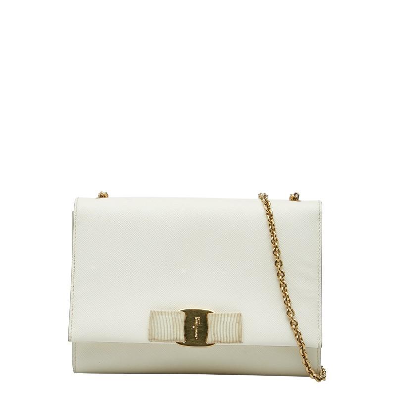 【X'masセール★30%OFF】サルヴァトーレフェラガモ Salvatore Ferragamo ショルダーバッグヴァラリボン ブラウン レディース 中古 サルヴァトーレフェラガモ ヴァラ リボン チェーン ショルダーバッグ