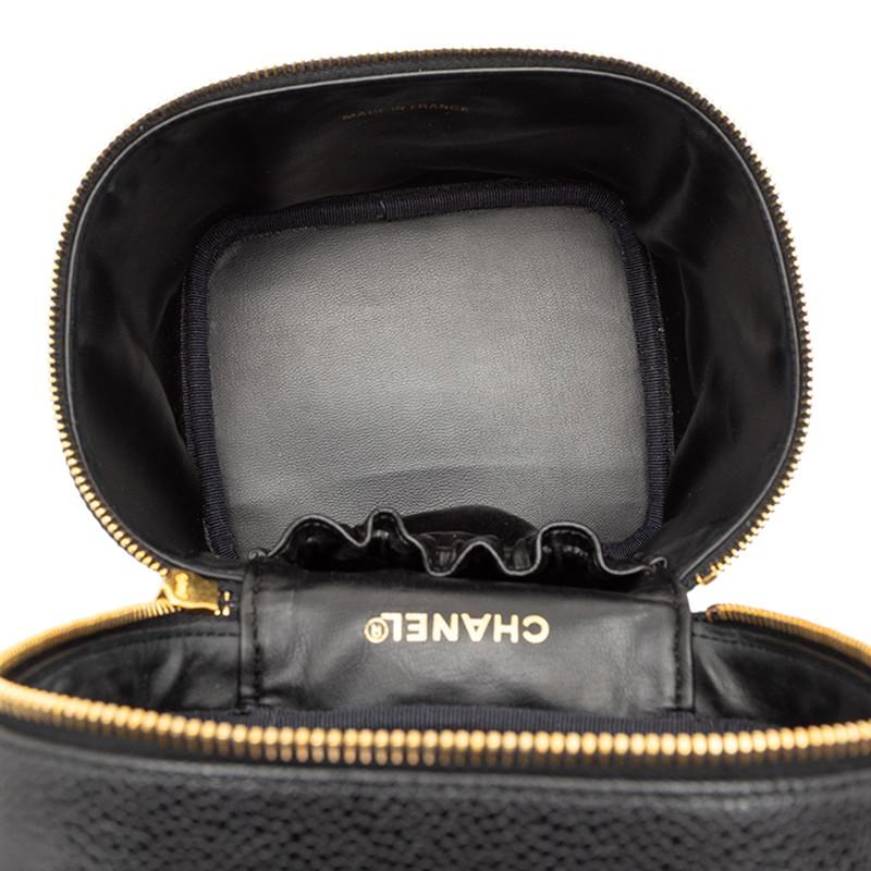 CHANEL（シャネル） ココマーク バニティバッグ キャビアスキン